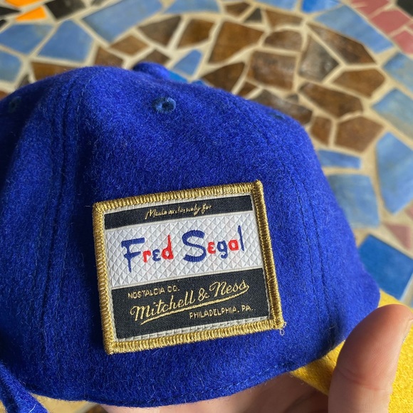 MITCHELL AND NESS FRED SEGAL CAP - Picture 6 of 7